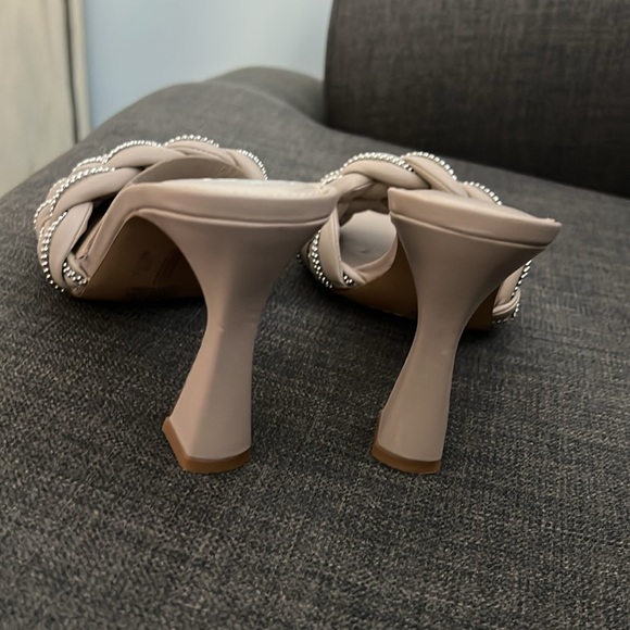 Vince Camuto Taupe Braided Women's Heels - Picture 2 of 4